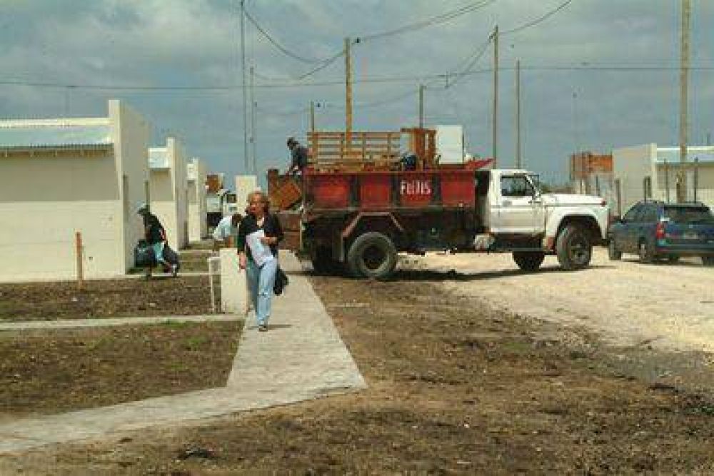 Se entregaron otras 20 viviendas construidas por el Plan Federal