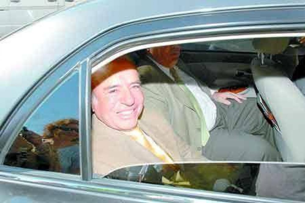 Confirman procesamiento a Menem y Cavallo