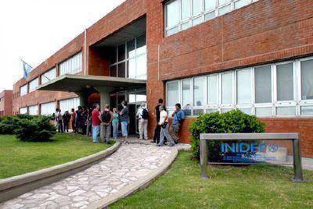 M�s de 200 empleados del Inidep en conflicto por declararse asueto