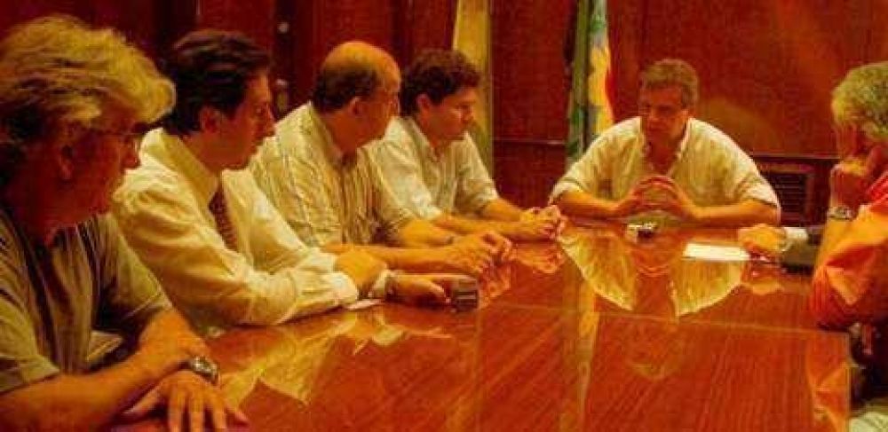 Una foto, una frase y una aclaraci�n obvia.