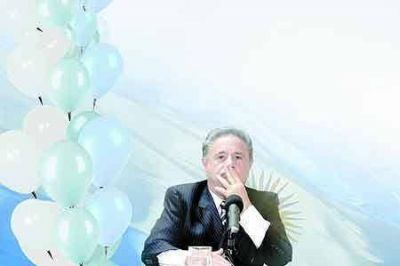 Duhalde lanz� su candidatura a presidente