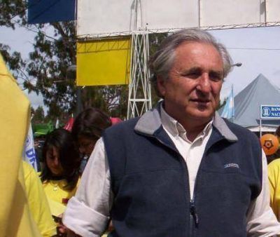 Para Srodek, Scioli no puede "ir a meter ciza�a entre la gente de Areco"