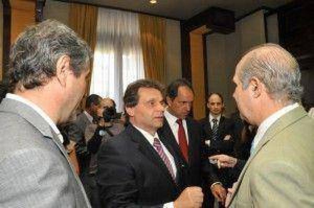 General Pueyrredon recibi� m�s de 1 mill�n y medio de pesos para poner en marcha el Programa "Envi�n"