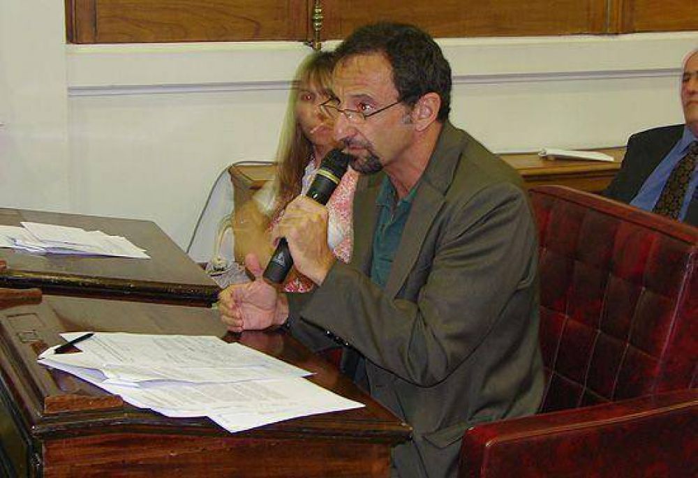 Alem arm� bloque: "La Pata" Gil es su flamante secretaria