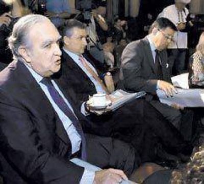 Diferencias clave entre los DNU de N�stor y Cristina para pagar con reservas