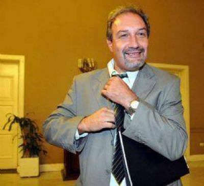 La oposici�n exige a Jaque menor presupuesto