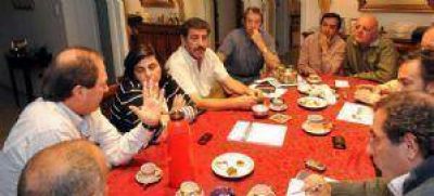 El Confe cuestiona a la UCR por "boicotear" la candidatura de Cobos