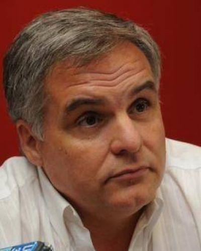   Les pagar�n m�s a las familias de contenci�n