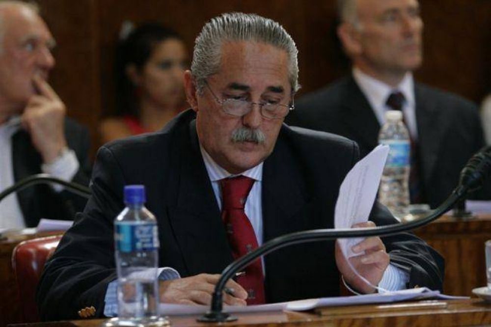 Pezzati desminti� que pidiera a Scioli que derogue una ley