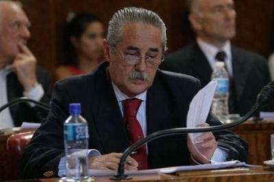 Pezzati desminti� que pidiera a Scioli que derogue una ley