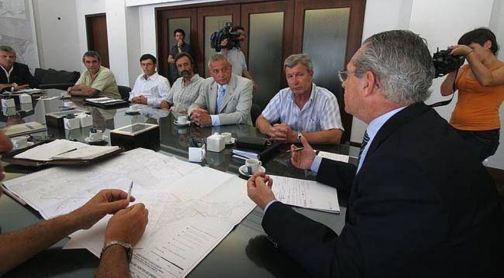 Un comit� de equipos t�cnicos monitorea la crecida del Paran�