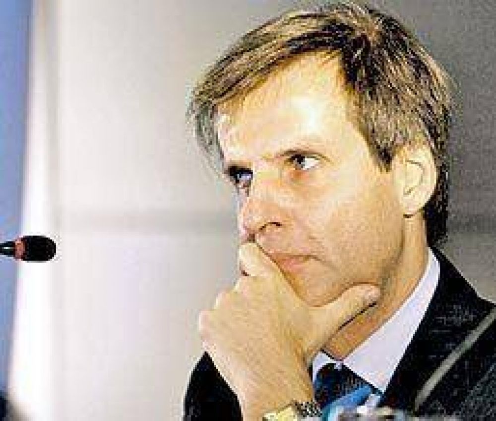 Redrado no renuncia: el Gobierno amenaza con llevarlo a la Justicia