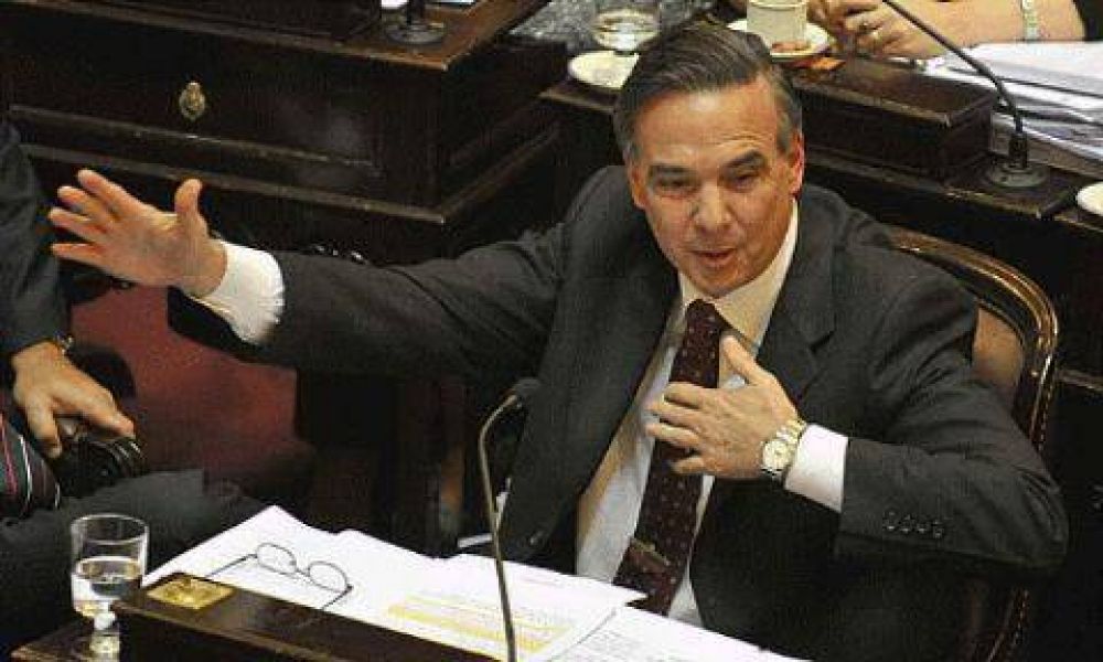 El oficialismo est� dispuesto a iniciar en el Senado el proceso para remover a Redrado