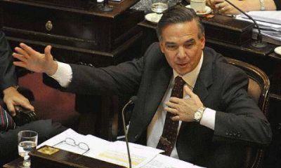 El oficialismo est� dispuesto a iniciar en el Senado el proceso para remover a Redrado