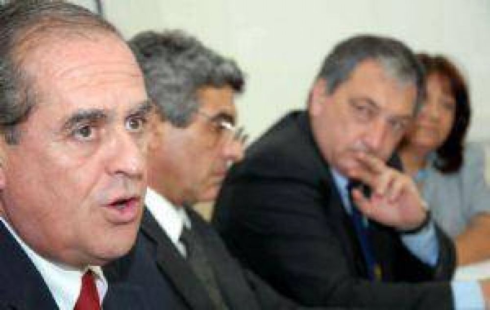 Senado: el PD analiza si da los votos al PJ para el Presupuesto