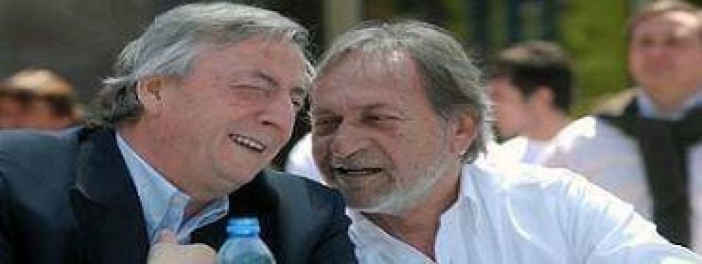 Balestrini acus� golpe y pag� a los kirchneristas bonaerenses