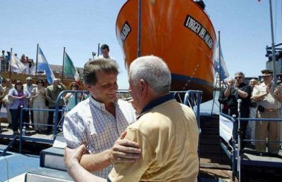 Reclamos en la botadura del barco n� 112 del Astillero Naval Contessi