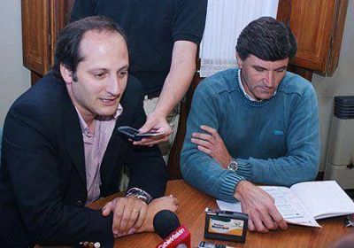 Nicol�s Duba, secretario de Gobierno de Azul: "El enojo de los transportistas es comprensible"