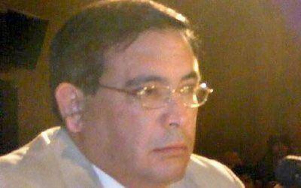 Concejal Cabrera fustig� exacerbado vandalismo de obreros de la UOCRA