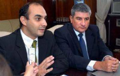 El Gobierno se ajusta: $ 20 millones por mes