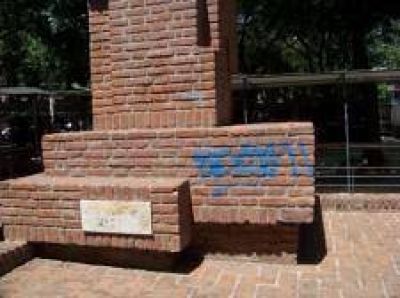 Piden restaurar el monumento al pionero marplatense