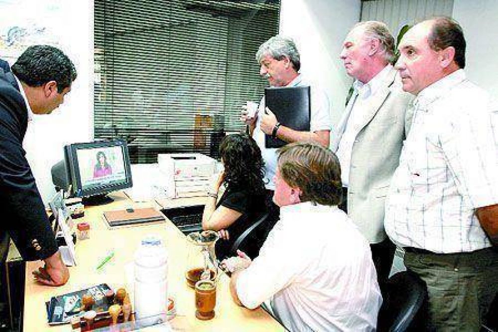 Analizan abrir exportaciones de trigo