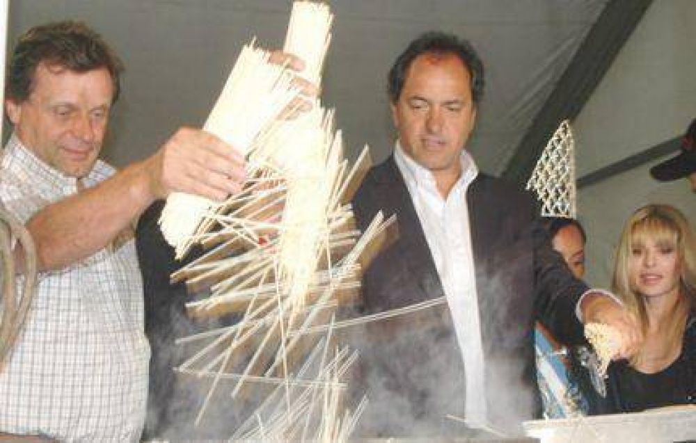 Scioli pidi� cuidar a la Argentina y respetar a la Presidenta para llegar al 2011