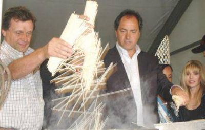 Scioli pidi� cuidar a la Argentina y respetar a la Presidenta para llegar al 2011