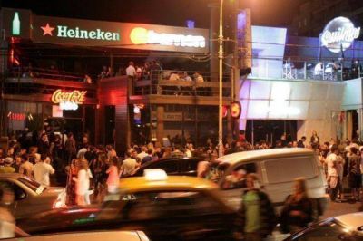 Crear�n una l�nea de transporte nocturna para descomprimir Alem