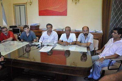 El Municipio cedi� por dos a�os las tierras del aeroclub a Racing, Ferro y Estudiantes