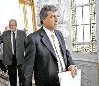 Cristina le pidi� a Cobos que apure el tr�mite para sacar a Redrado