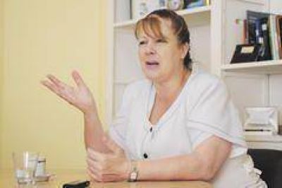 "Hay gente que ve en Cobos una valla de contenci�n a los Kirchner "