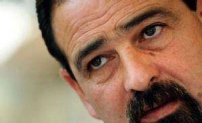 Ciurca explic� c�mo har� para ampliar la ayuda a 50 mil j�venes