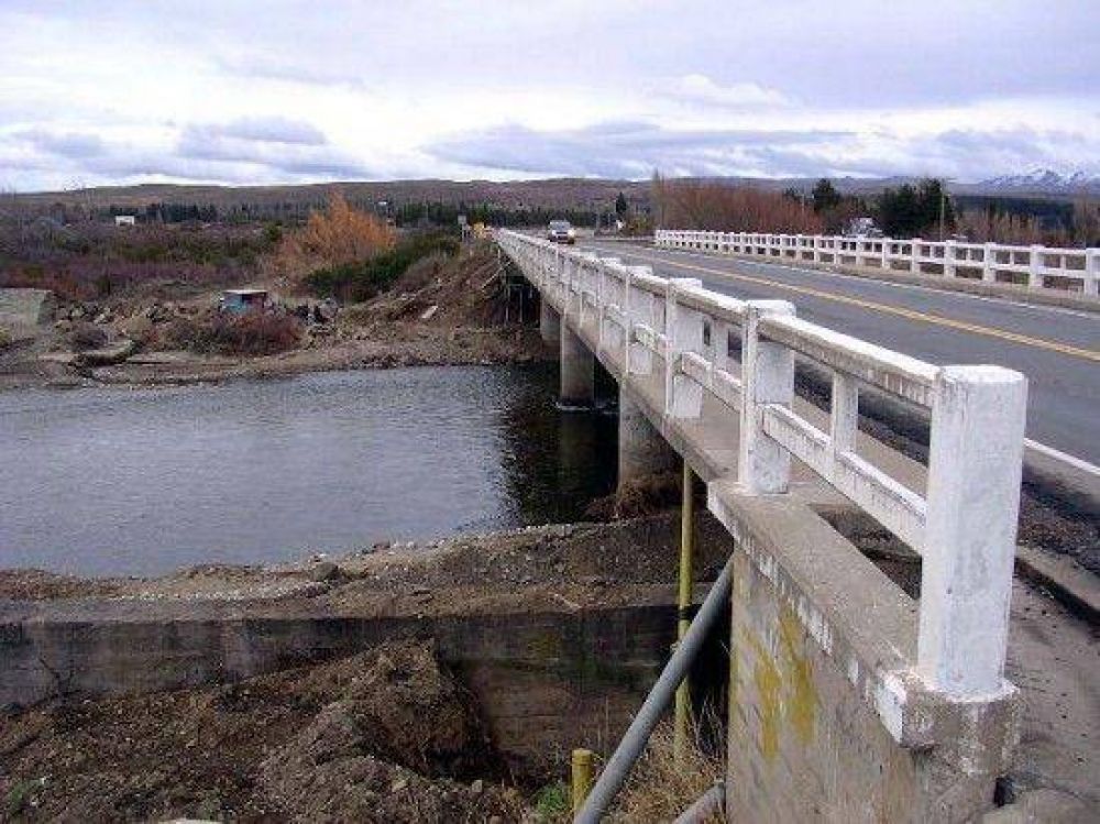 Cobarrubia pide paralizar la obra del �irihuau  