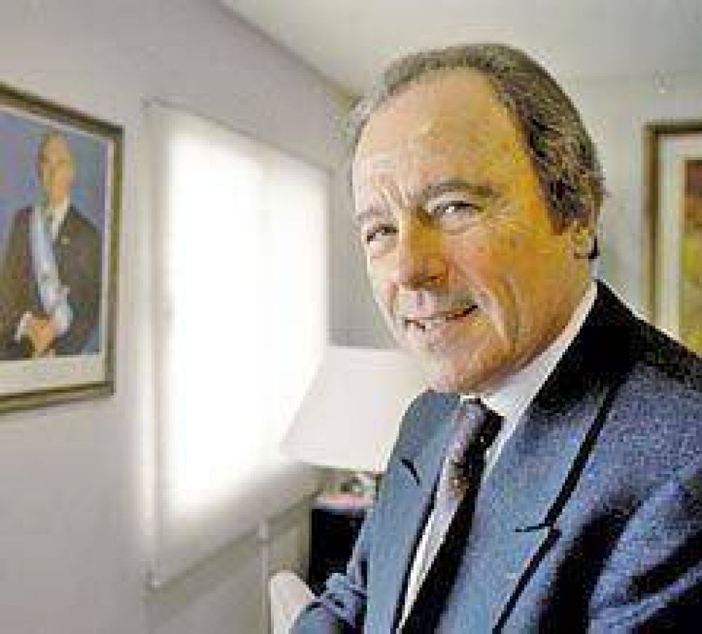 Otro intendente radical K prepara su vuelta a la UCR pensando en 2011