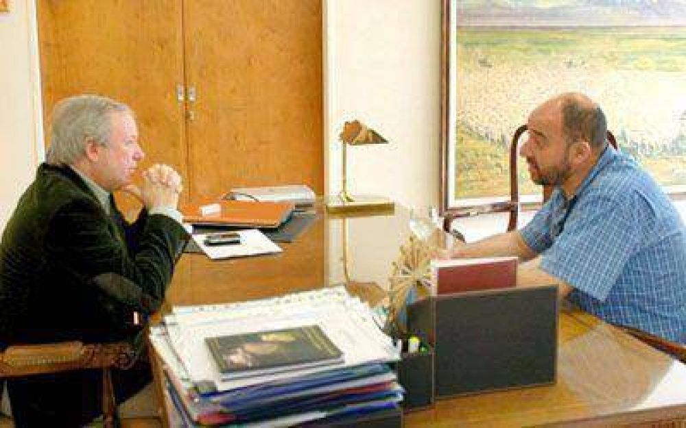 Reasumi� Peralta y delinea ejes de trabajo institucionales y pol�ticos