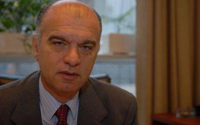 Dura respuesta a L�pez Murphy
