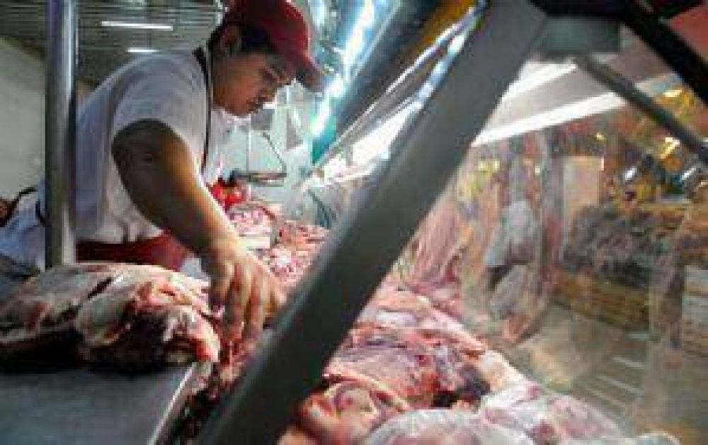 Carne, l�cteos y art�culos de limpieza subieron hasta 30%