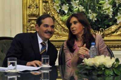 Alperovich reclama fondos y siembra dudas en el kirchnerismo 
