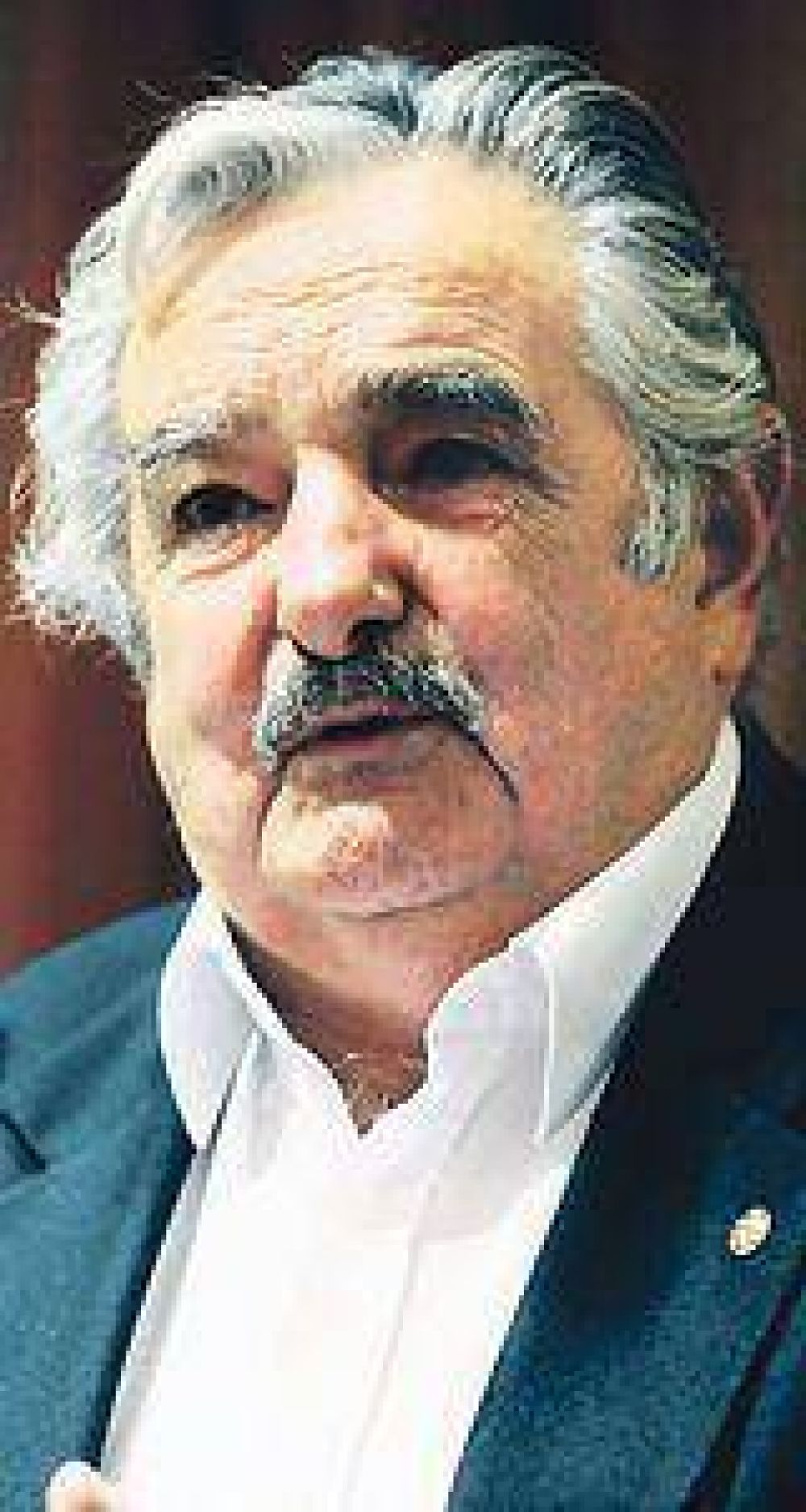 Ambientalistas eval�an llevar protesta a asunci�n de Mujica 