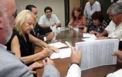 Hubo acuerdo con el SUTE y las clases se inician normalmente