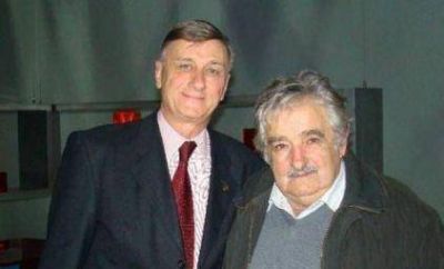 Binner en la asunci�n de Jos� Mujica