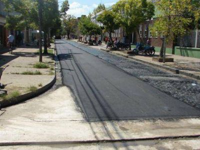 Repavimentaci�n de accesos al Hospital Larrain