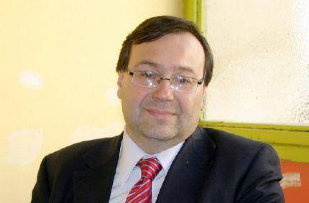 El edil Mario Luchessi quiere que Alveoliti y Bruzzeta den explicaciones en el HCD por la falta de controles en la nueva Terminal