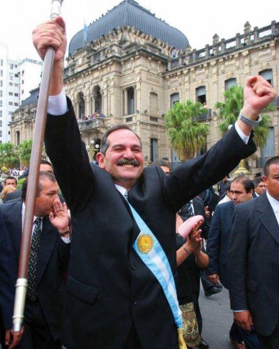 Alperovich y Closs, al tope de las encuestas