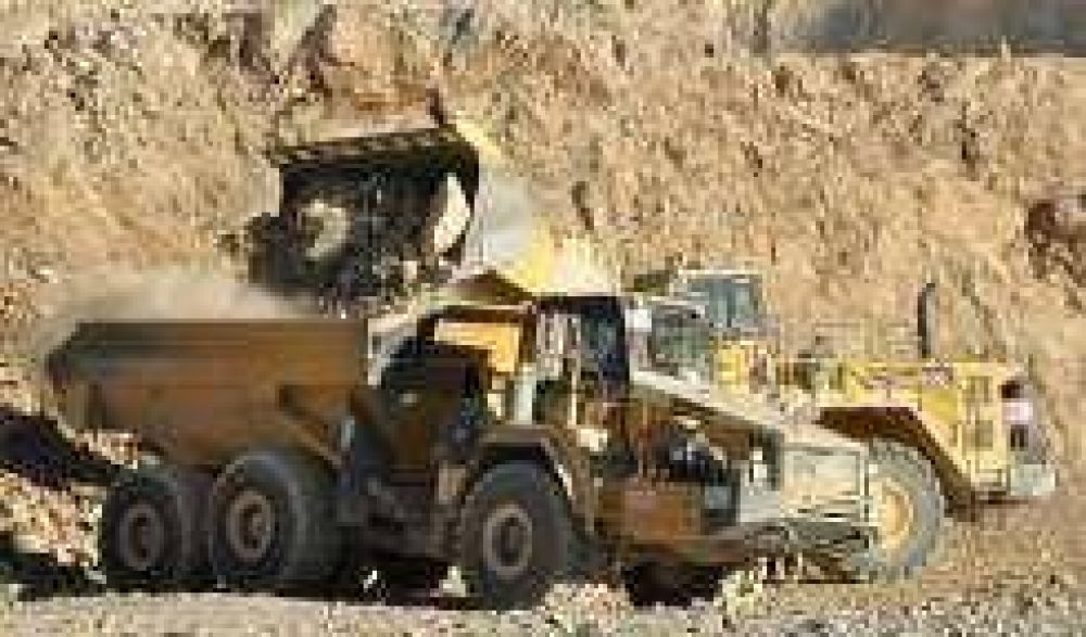 Exploraci�n minera, firme a pesar de las embestidas