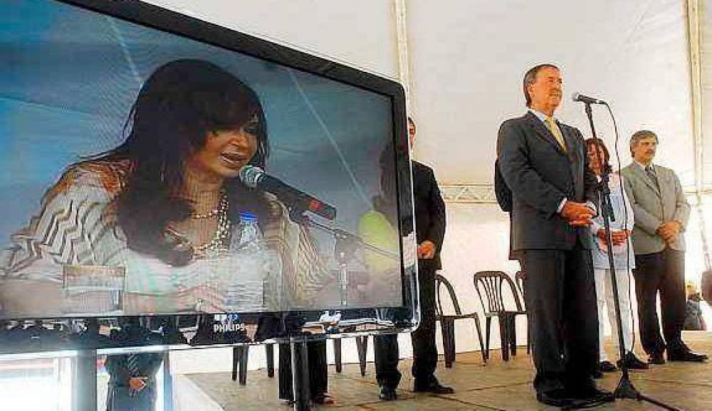 Si cambia el Impuesto al Cheque, C�rdoba recibir�a 712 millones