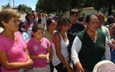 Ju�rez Celman va camino al reclamo 