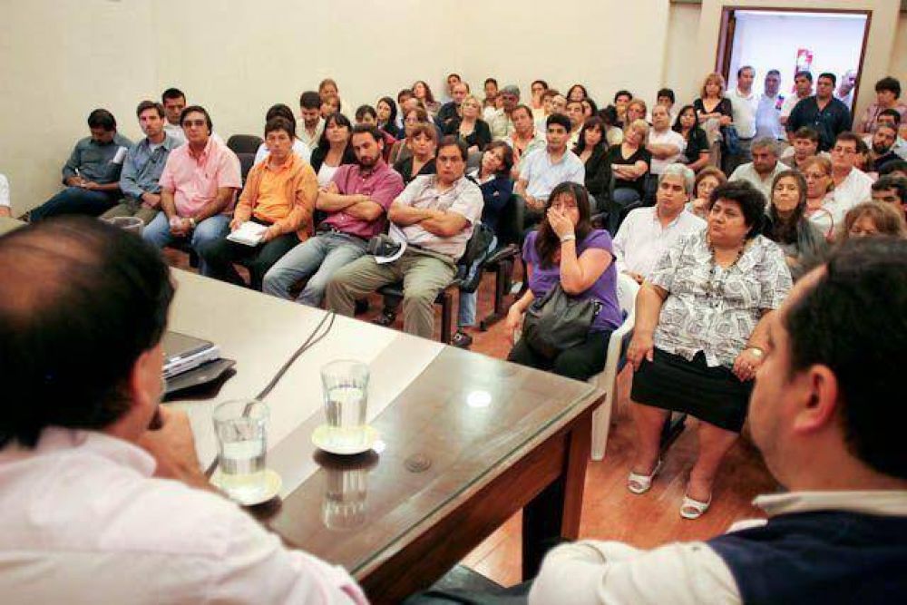 "El lunes todos a clases, ya esta todo listo"