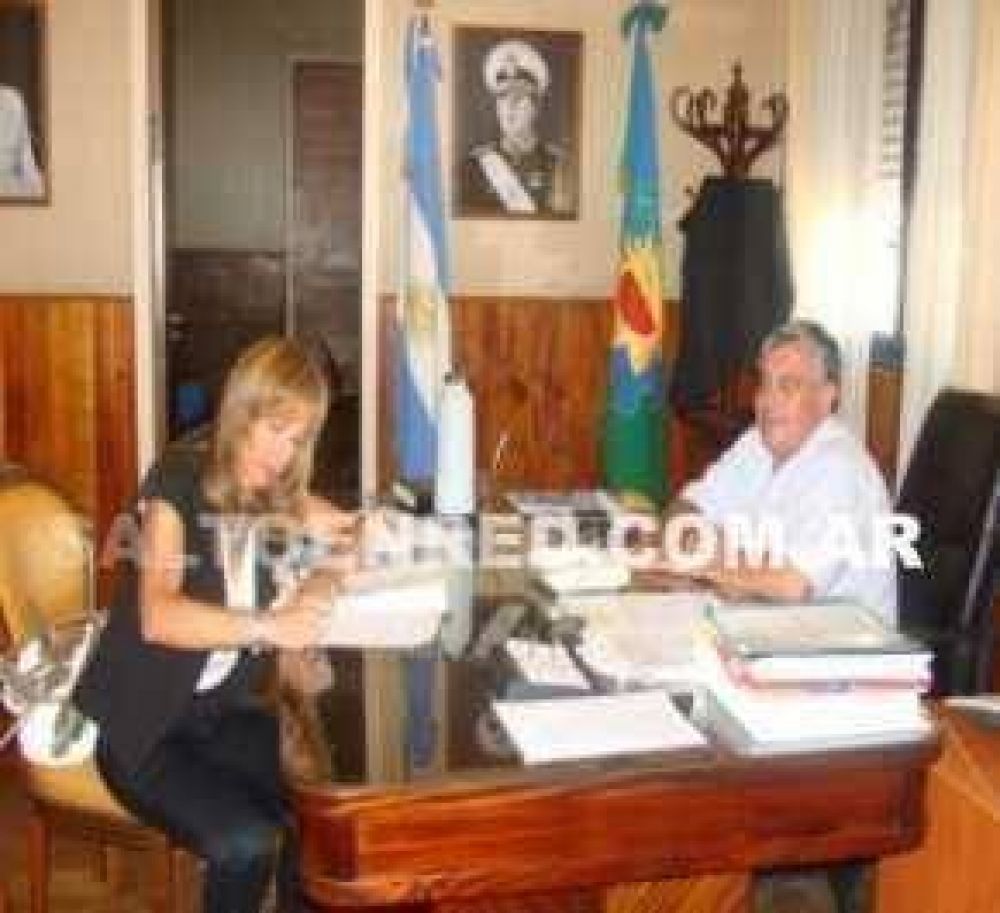 Asumi� la Dra Chiarad�o en salud